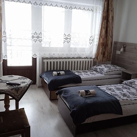 Pokoje Goscinne U Babuni Буковина Татжанска Екстериор снимка