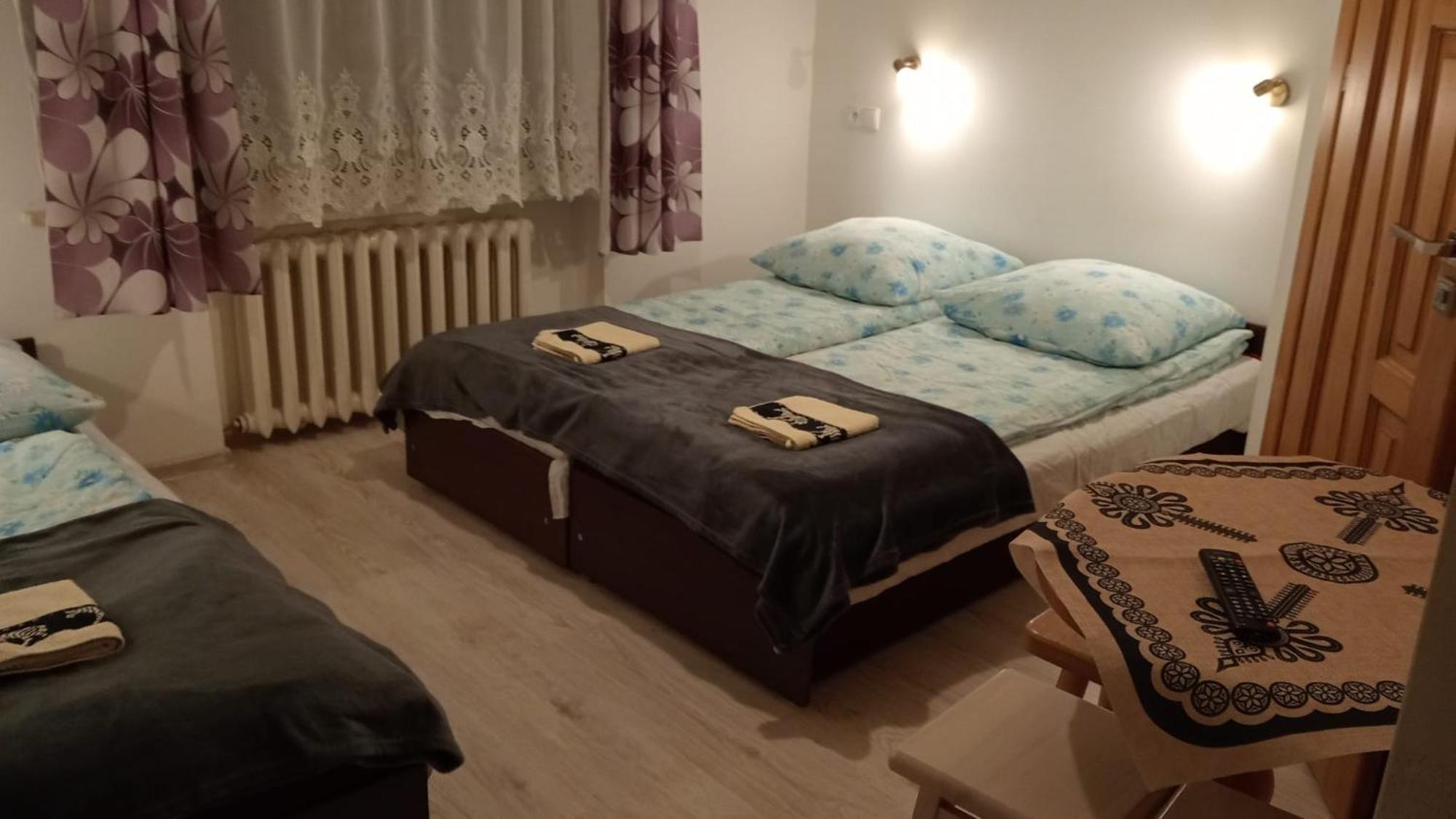 Pokoje Goscinne U Babuni Буковина Татжанска Екстериор снимка